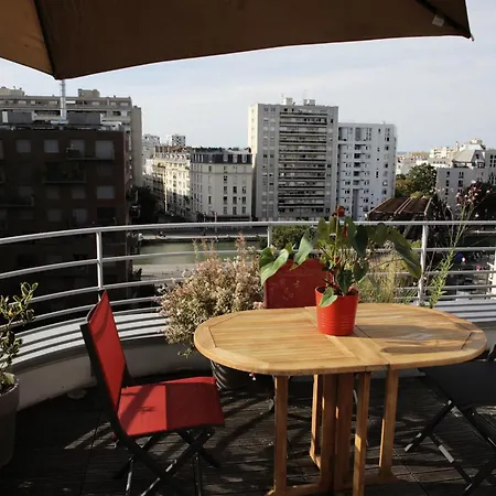 Penthouse Vue Sur Canal Et 2 Pieces Apartmán