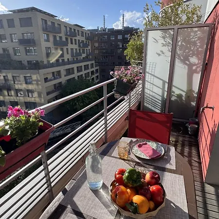 Penthouse Vue Sur Canal Et 2 Pieces Paříž